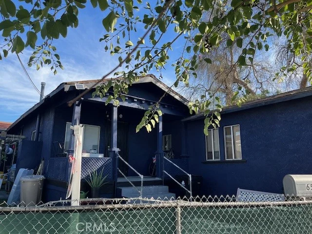 656 S Mott, Los Angeles