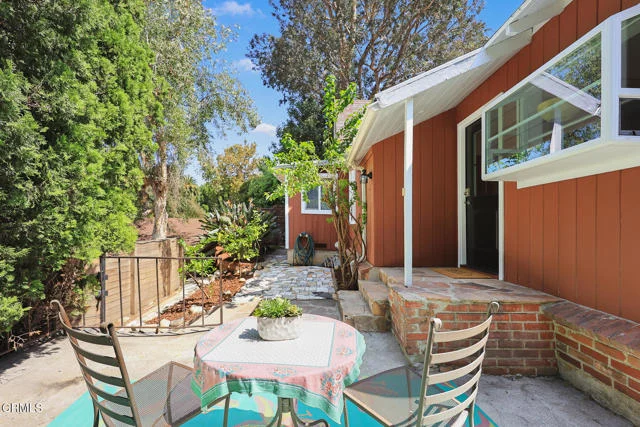 2720 Cunard Street photo 4