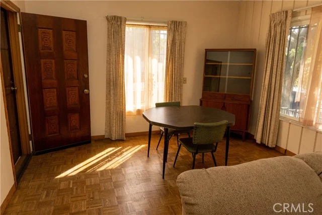 4216 Panamint Street photo 2