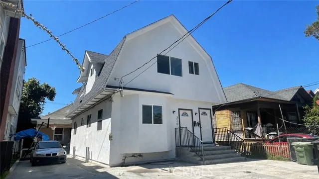 320 35th Street photo 1
