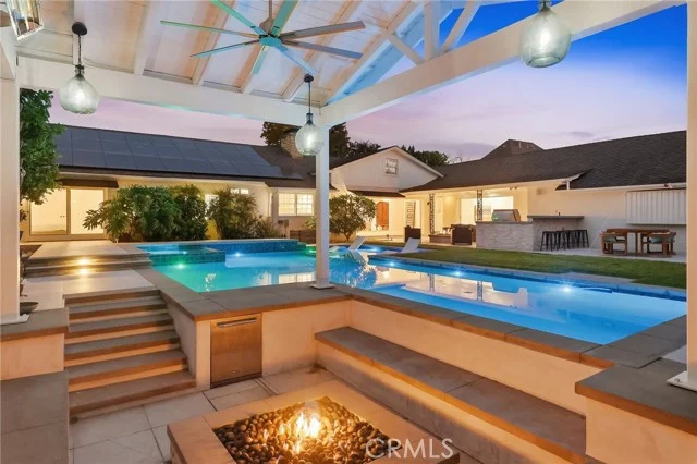 4455 California Avenue, Long Beach