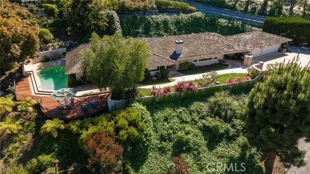 5201 Middlecrest Road photo 1