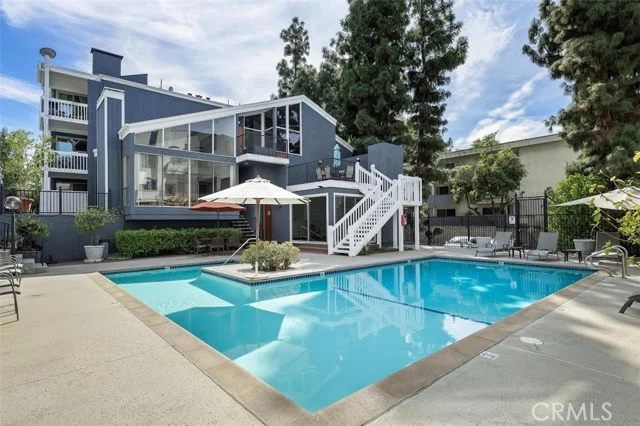 17711 Margate Street #316, Encino