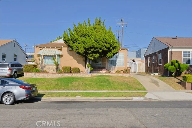 11516 S St Andrews, Los Angeles