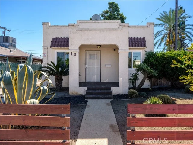 12 E 53rd, Long Beach