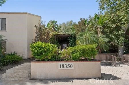 18350 Hatteras #224, Tarzana