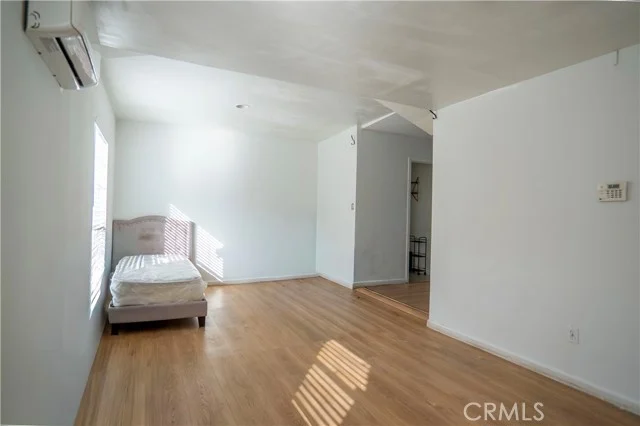 14841 Archwood photo 4