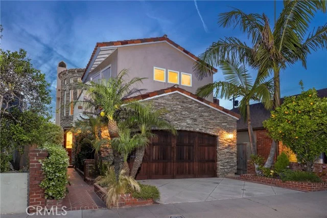 19 Geneva, Long Beach