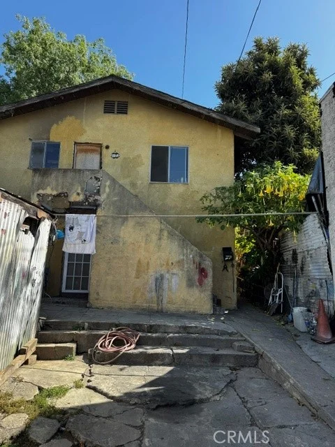 4172 Service St, Los Angeles