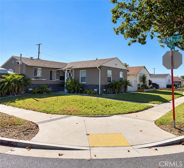 12912 Daleside photo 1
