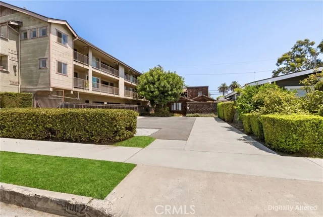 1062 Raymond, Long Beach