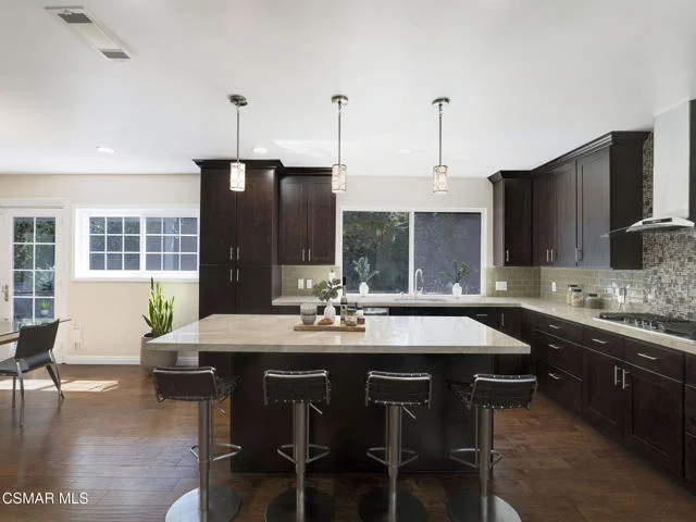 4334 Deerpark Court, Westlake Village