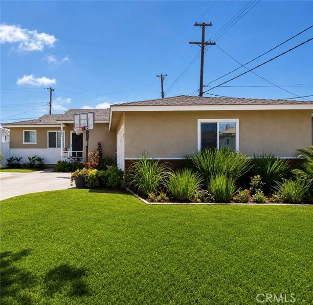 18406 Florwood Avenue photo 1