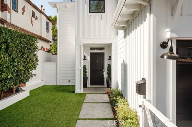 3521 Laurel Avenue, Manhattan Beach
