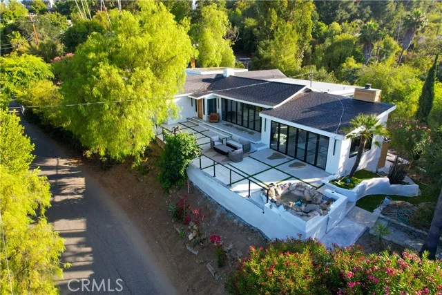 2600 Topanga Skyline, Topanga