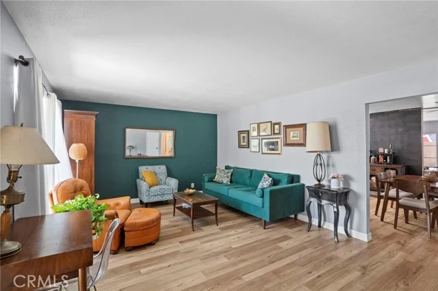 24509 Ravenna photo 3