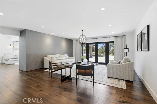 24884 JIM BRIDGER Road photo 5