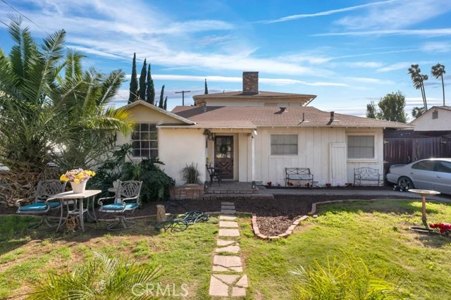 16638 Wyandotte, Lake Balboa
