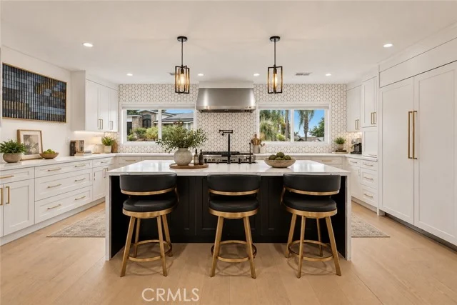 5931 Maury Avenue, Woodland Hills