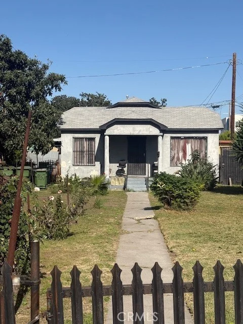 937 E 91st. Street E photo 1