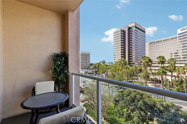 388 E Ocean Boulevard #709, Long Beach