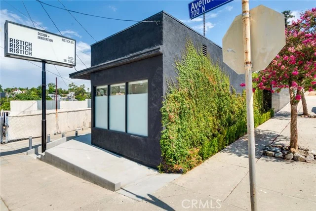 768 N Avenue 50 photo 3