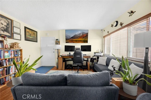 7135 Coldwater Canyon #14 photo 3