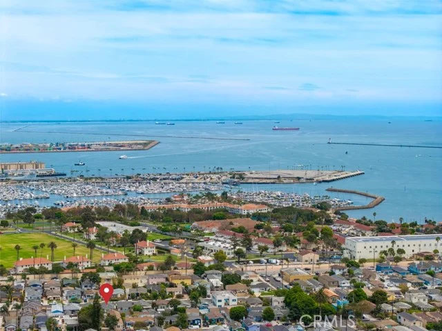 2639 S Denison Avenue, San Pedro