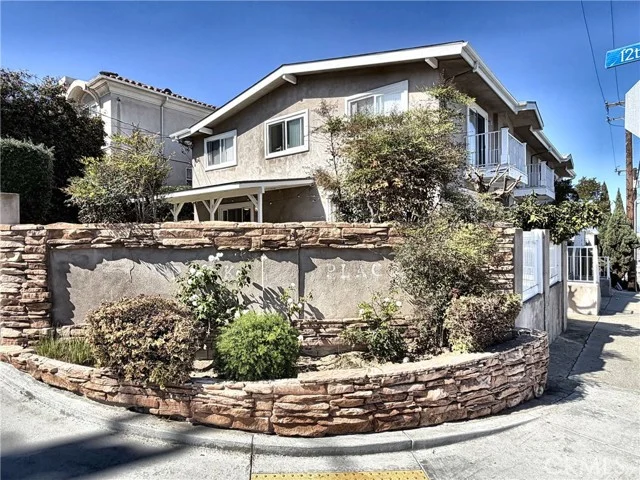 1467 12th Street, Manhattan Beach