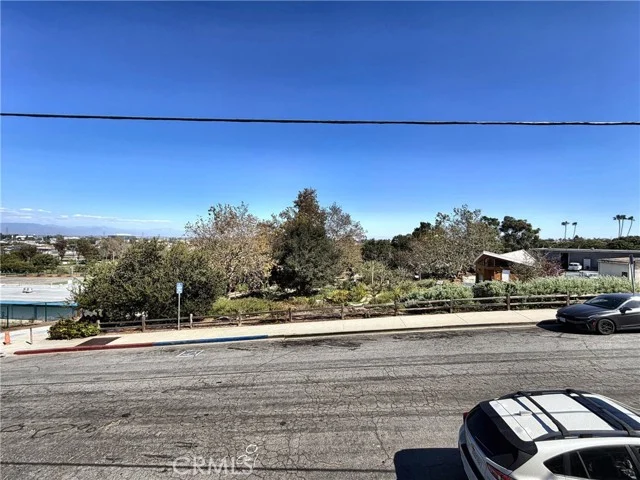 1467 12th Street photo 4