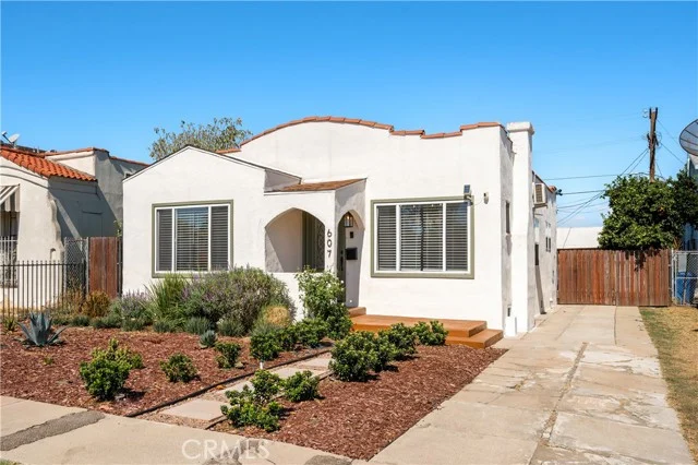 607 W 111th Place, Los Angeles
