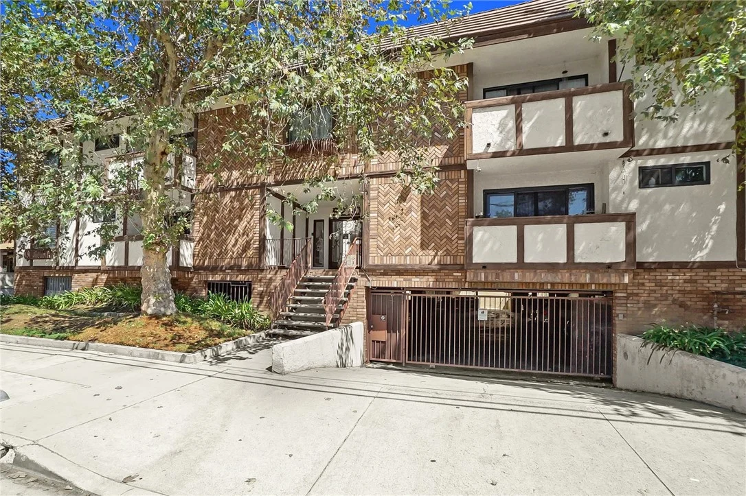 6250 Fulton Avenue #105, Van Nuys