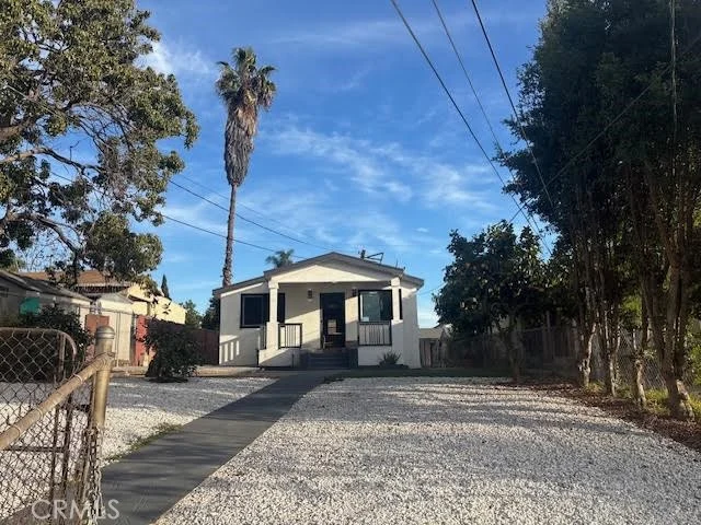 1152 S S Mott St, Los Angeles