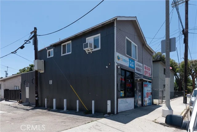 285 W 9th Street photo 2