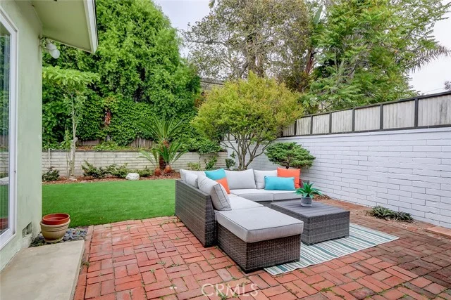 1808 Pacific Avenue photo 2