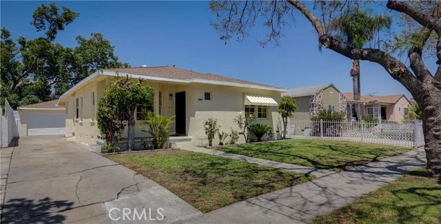 3907 Virginia Street photo 1