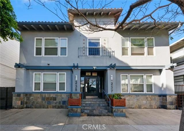 235 Linden, Long Beach