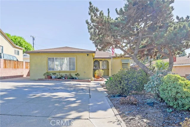 21138 La Salle Avenue photo 1