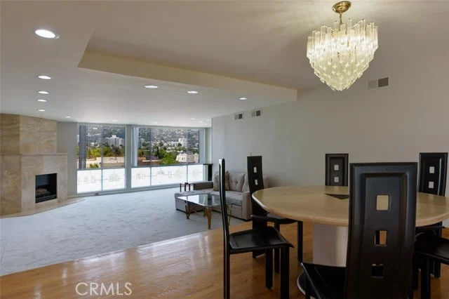 441 N Oakhurst #604 photo 3