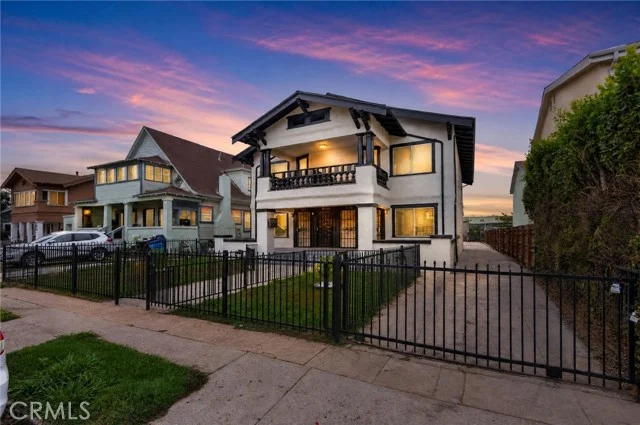 611 W 46th, Los Angeles