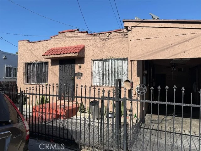 7828 Bell, Los Angeles