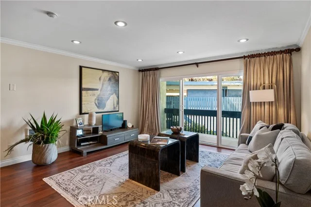 603 S Prospect Avenue #205 photo 2