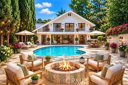 3102 Dona Sofia, Studio City
