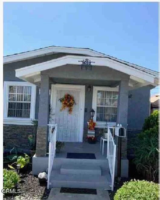 1652 W 67th Street photo 1