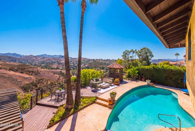3515 Twin Lake, Westlake Village