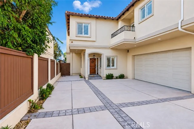 2005 Dufour #B, Redondo Beach