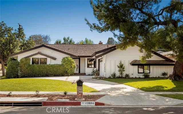 23800 Aetna Street, Woodland Hills