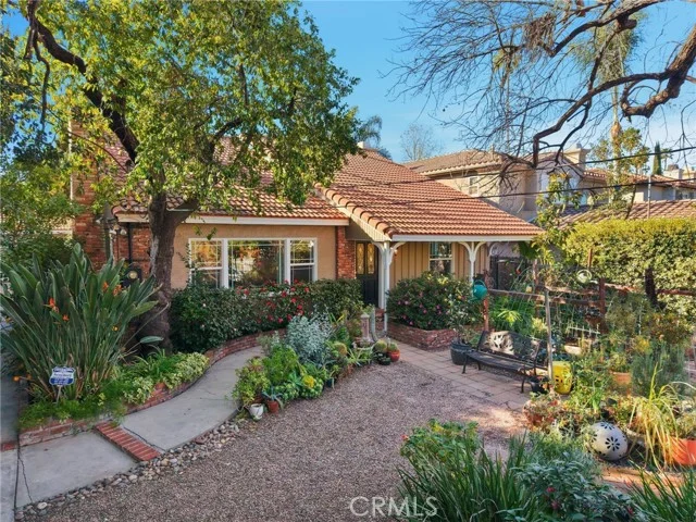 4963 Haskell photo 2