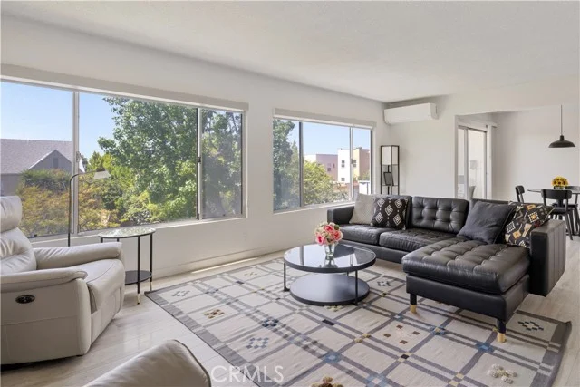 4343 Finley Avenue #27, Los Angeles