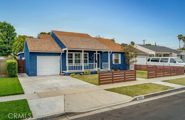 5451 E Daggett photo 1